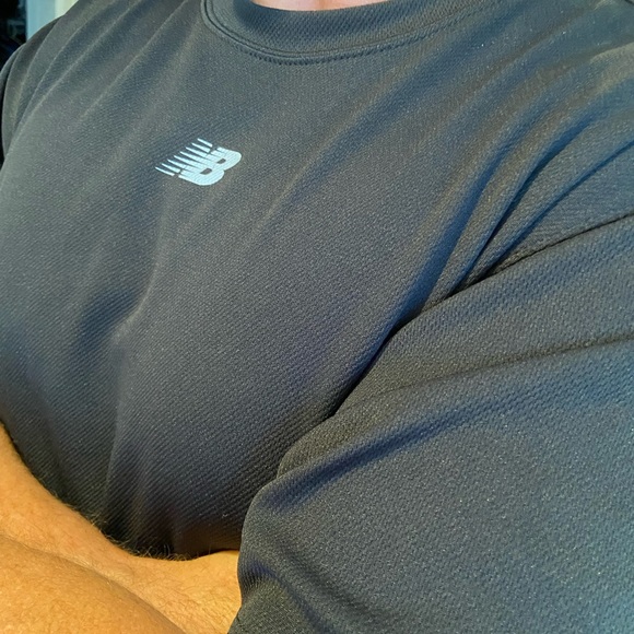 NEW BALANCE Mens M Black Blue Short Sleeve Workout Top & Jacket Set Great Look! - Picture 9 of 14